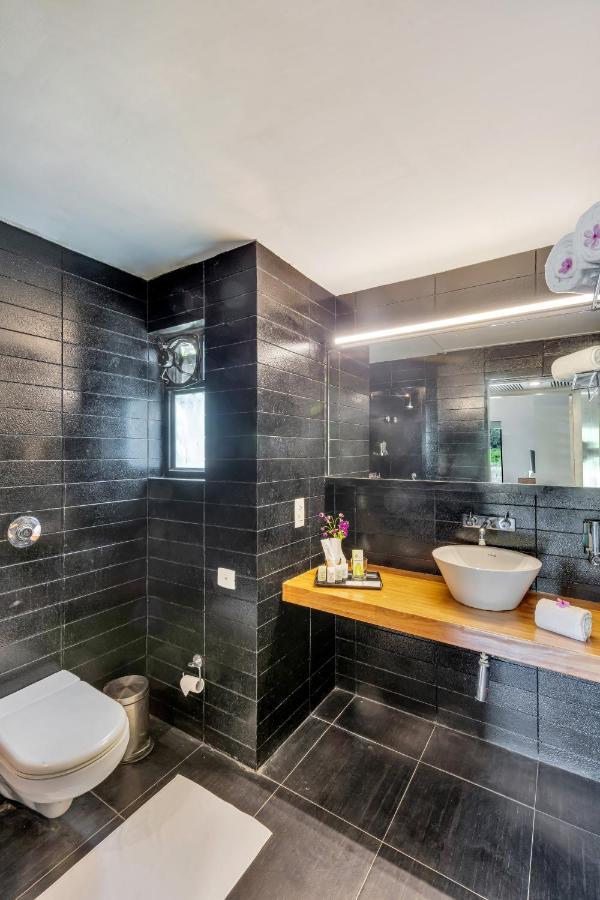 Готель Club Mahindra Corbett Garjia Екстер'єр фото